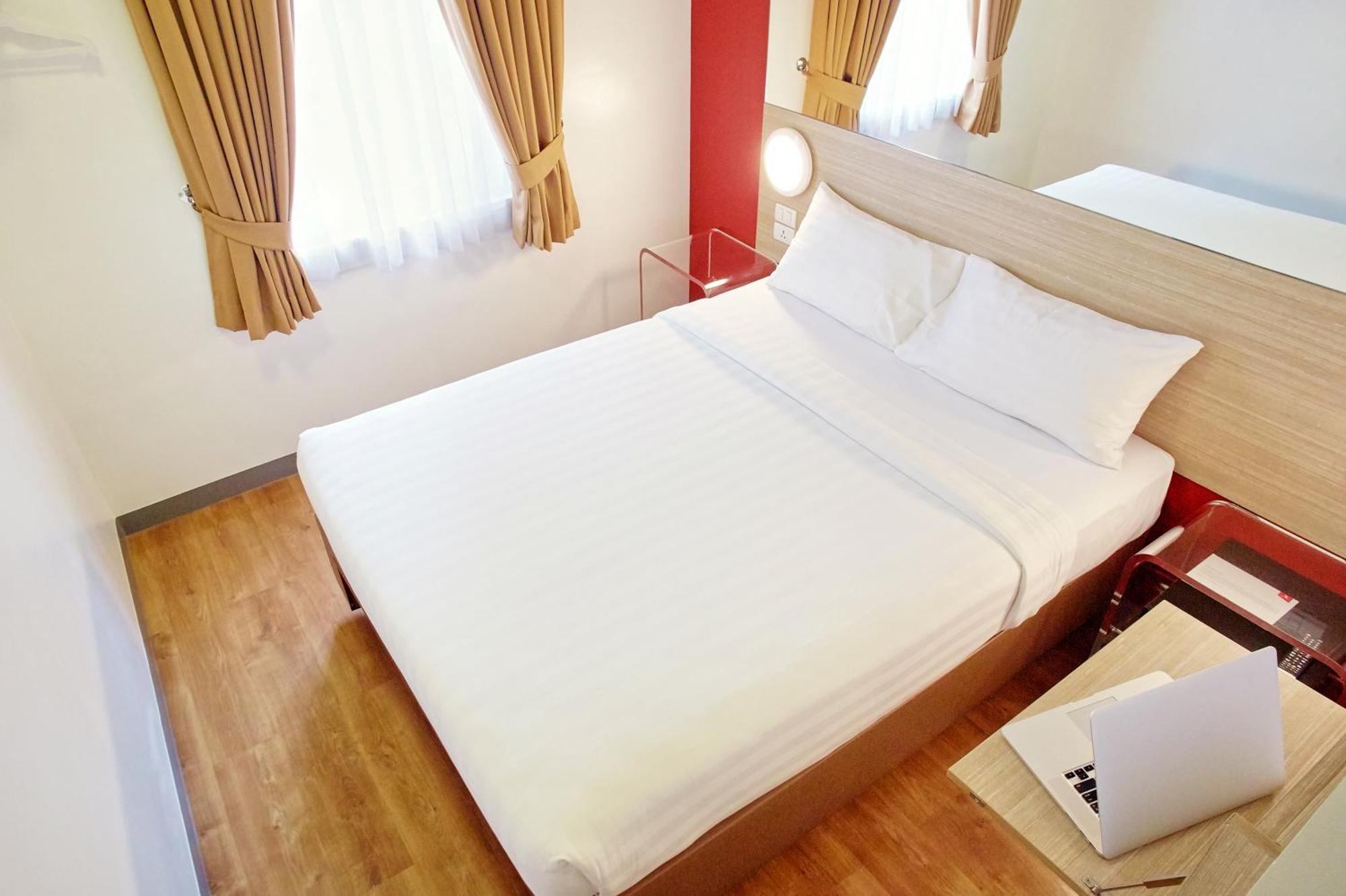 Red Planet Quezon City Timog Hotel Екстериор снимка