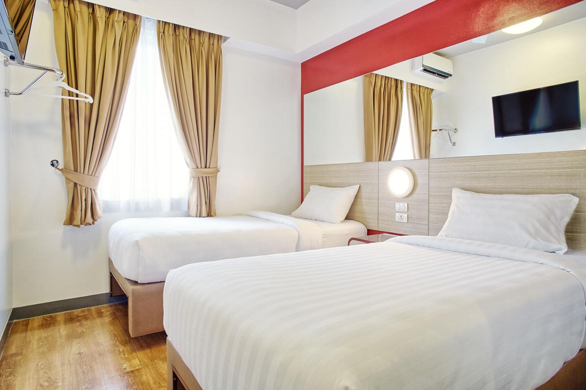 Red Planet Quezon City Timog Hotel Екстериор снимка